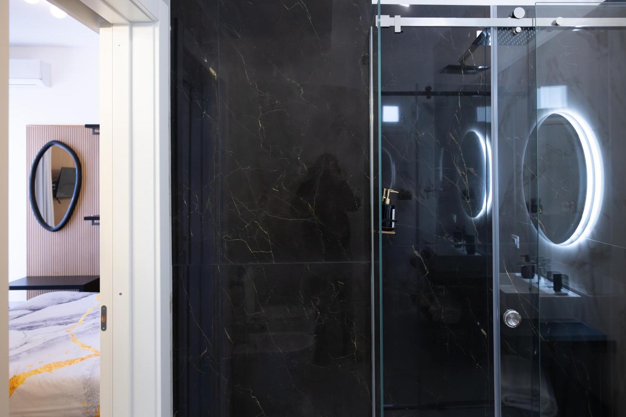 Adamas Apartment , Rooms And Suite Trapani Bagian luar foto