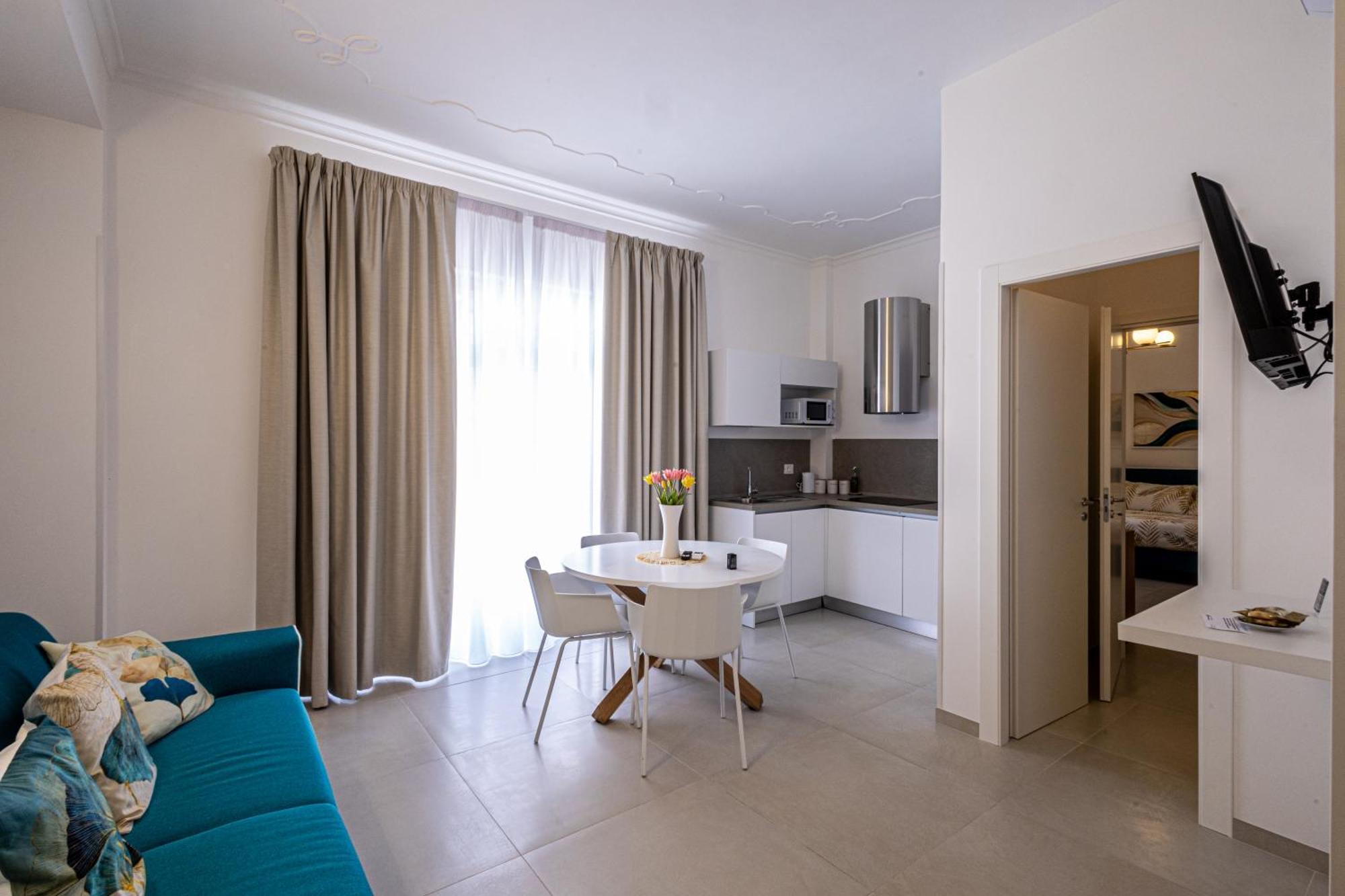 Adamas Apartment , Rooms And Suite Trapani Bagian luar foto