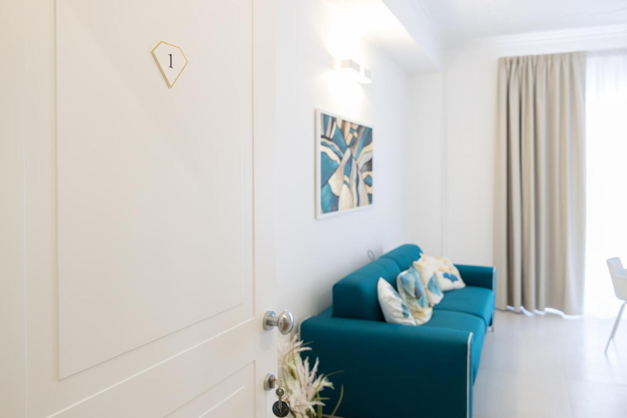 Adamas Apartment , Rooms And Suite Trapani Bagian luar foto